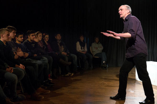 Christian Wirmer spielt 'Lenz': z.B. in der Albert-Einstein Schule, Groß-Bieberau